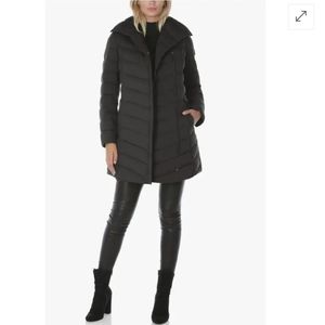 {Tahari} Kim Asymmetric Quilted Mid-Length Puffer Jacket Tie Waist Small